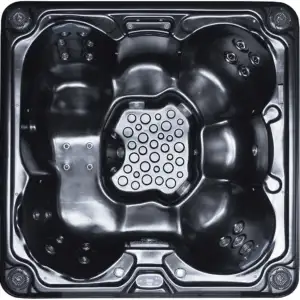 Royale Hot Tub