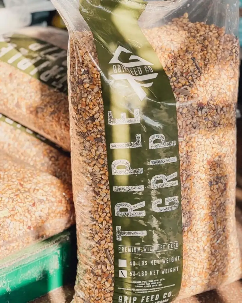 Triple Grip Deer Feed