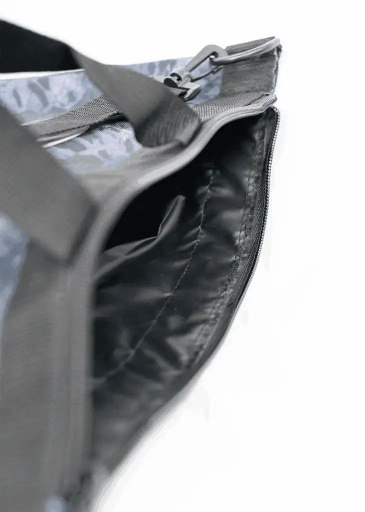 Hammer Rods Dark Black/Blue zip weigh in bags