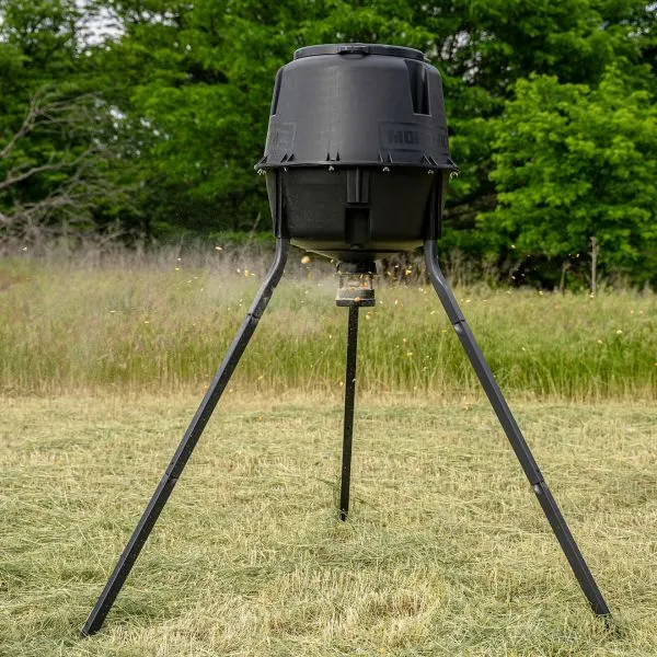 Moultrie MFG-15103 200LB DEER FEEDER STANDARD