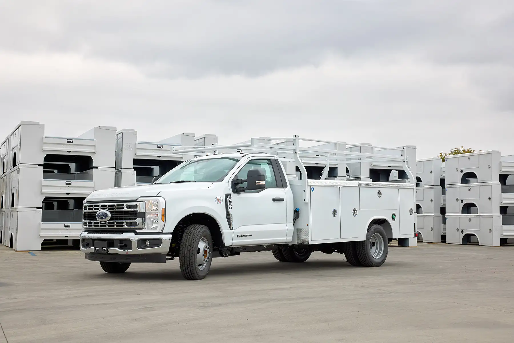 Royal XP Gen II Service Body — 11' DRW w/ Closed Top