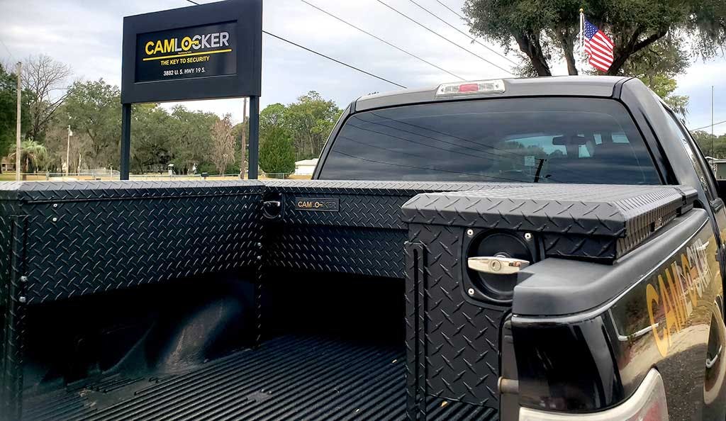 CamLocker side mount tool box