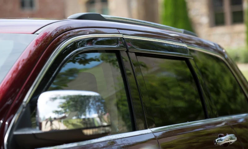 Auto Ventshade AVS 794052 - AVS Deflectors, Shields & Covers, Low Profile, Modified Acrylic