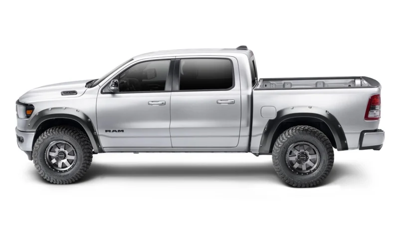 Bushwacker 50053-02 - Pocket Style Fender Flares, 2-Piece Front, Black