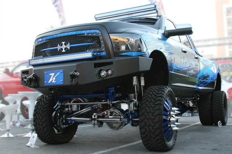 Fab Fours DR10-A2951-B - Premium Front Bumpers