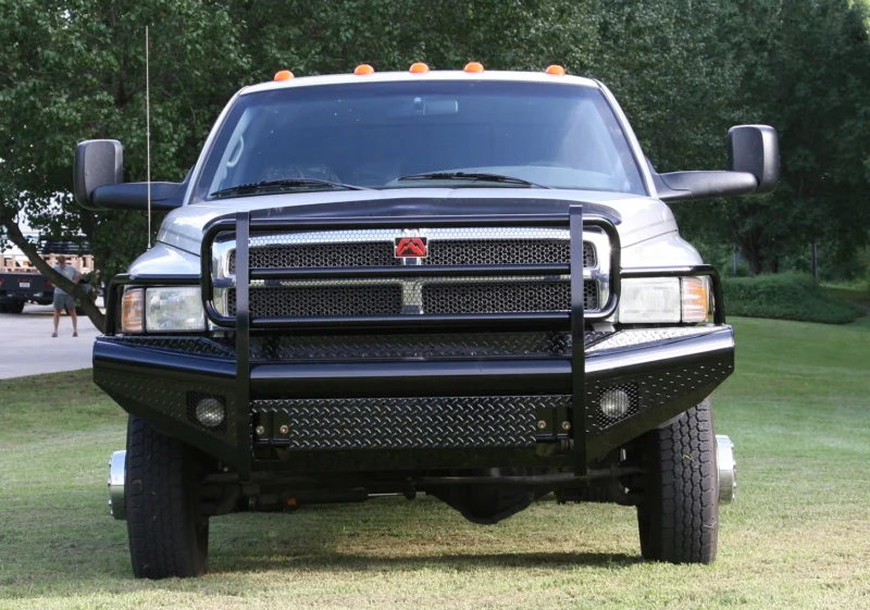 Fab Fours DR94-S1560-1 - Black Steel Front Bumpers