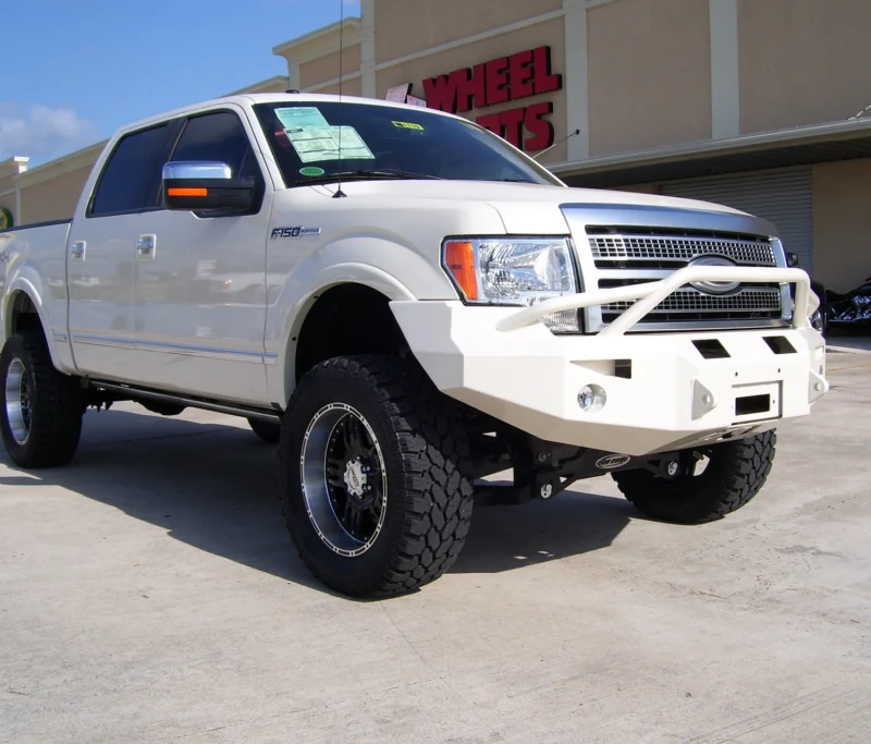Fab Fours FF09-H1952-1 - Premium Front Bumpers