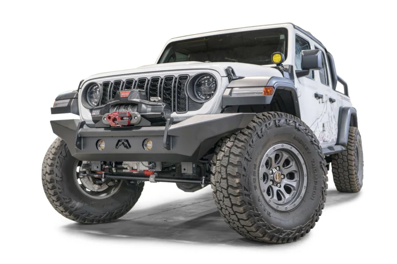 Fab Fours JL24-B5051-B - Stubby & Specialty Front Bumpers