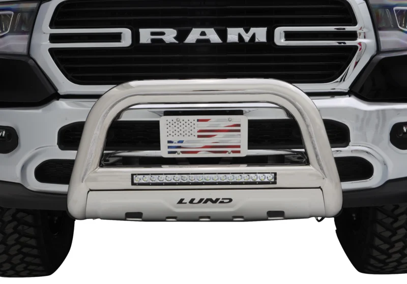 Lund 47021204 - Bull Bar with LED