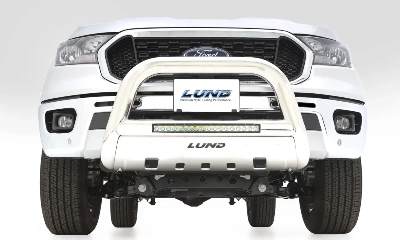 Lund 47021218 - Bull Bar with LED
