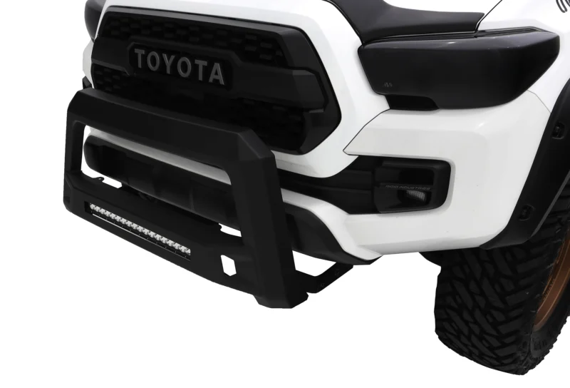 Lund 86521213 - Revolution Bull Bar, Black, Steel