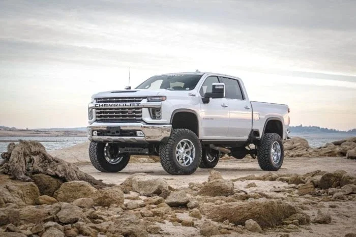 ReadyLift 44-30821 - Full-Size Lift Kits