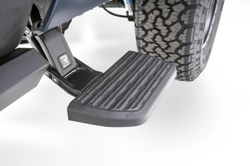 AMP Research 75331-01A - BedStep, Black