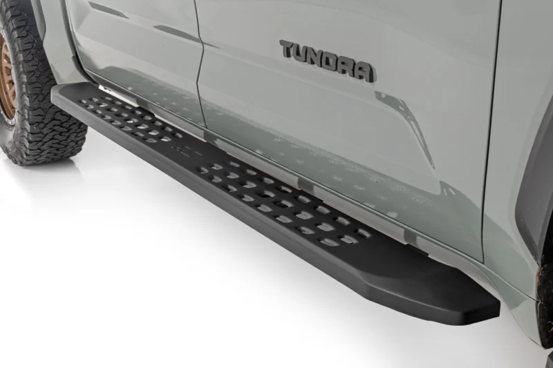 Rough Country 44007 - Running Boards & Steps, Crew Cab