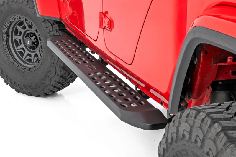 Rough Country 44008 - Running Boards & Steps