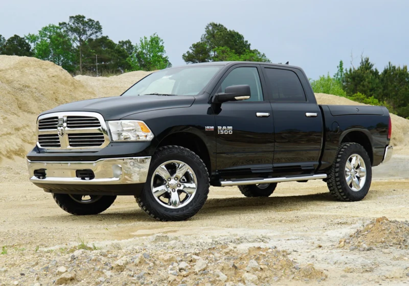 Superlift 40043 - Leveling Kits, 2.5 in. Front and Rear Kit